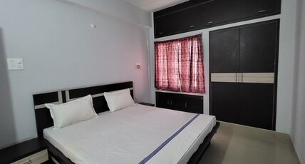 Skyview Studio Apartment 2km from Airport Room Type - Room No 601B
