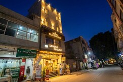 Hotel Platinum Stay InHouse Sanjha Chulha Restaurant