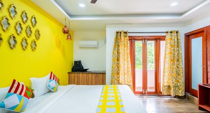 Hotel O Signature Grande Room Type - Classic
