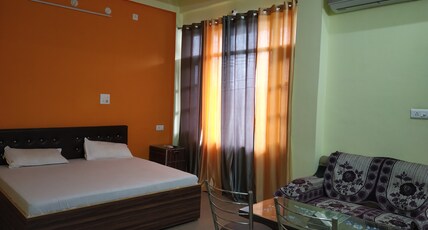 Hotel River View Room Type - Deluxe Room (AC)