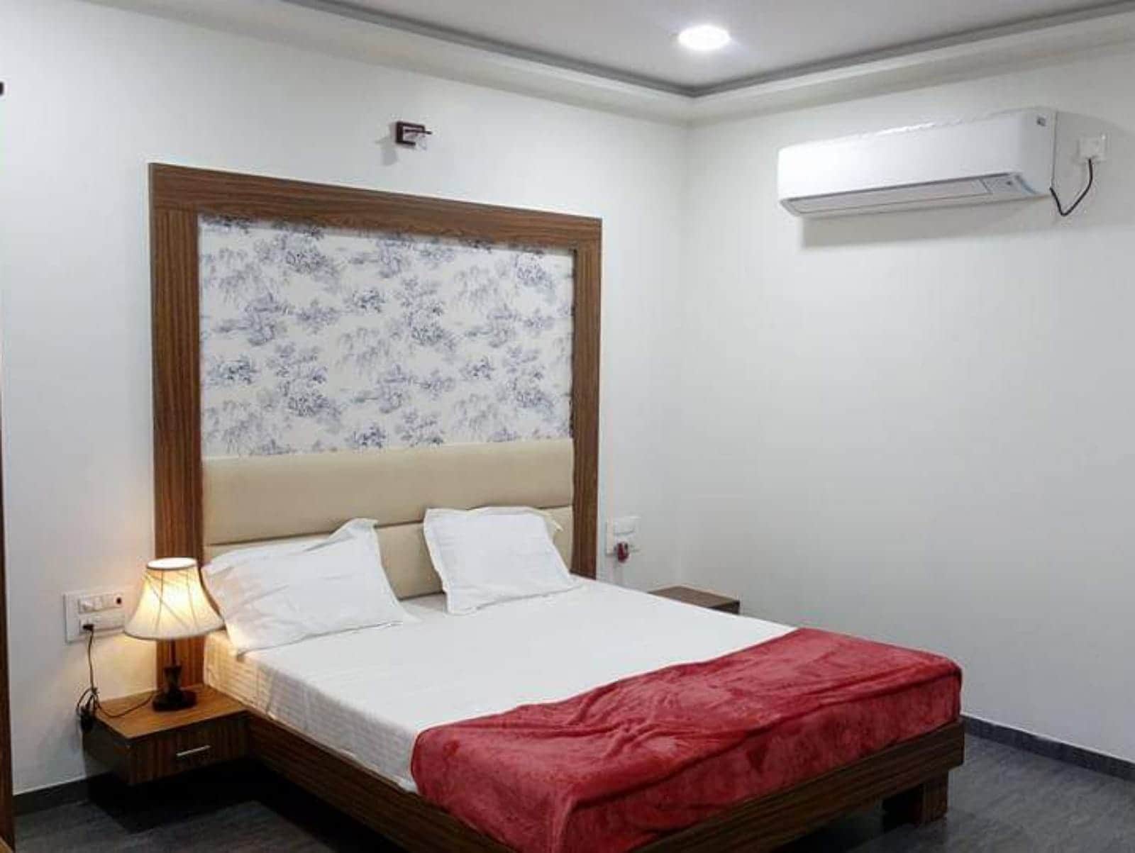 Hotel Sai Bhagwati - Tap to explore photos