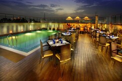 Mahagun Sarovar Portico Suites