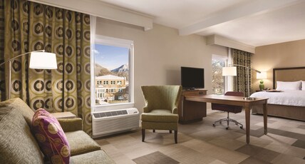 Hampton Inn Brigham City Utah Room Type - 1KN STDO MIC FRIDG WTBR NS
