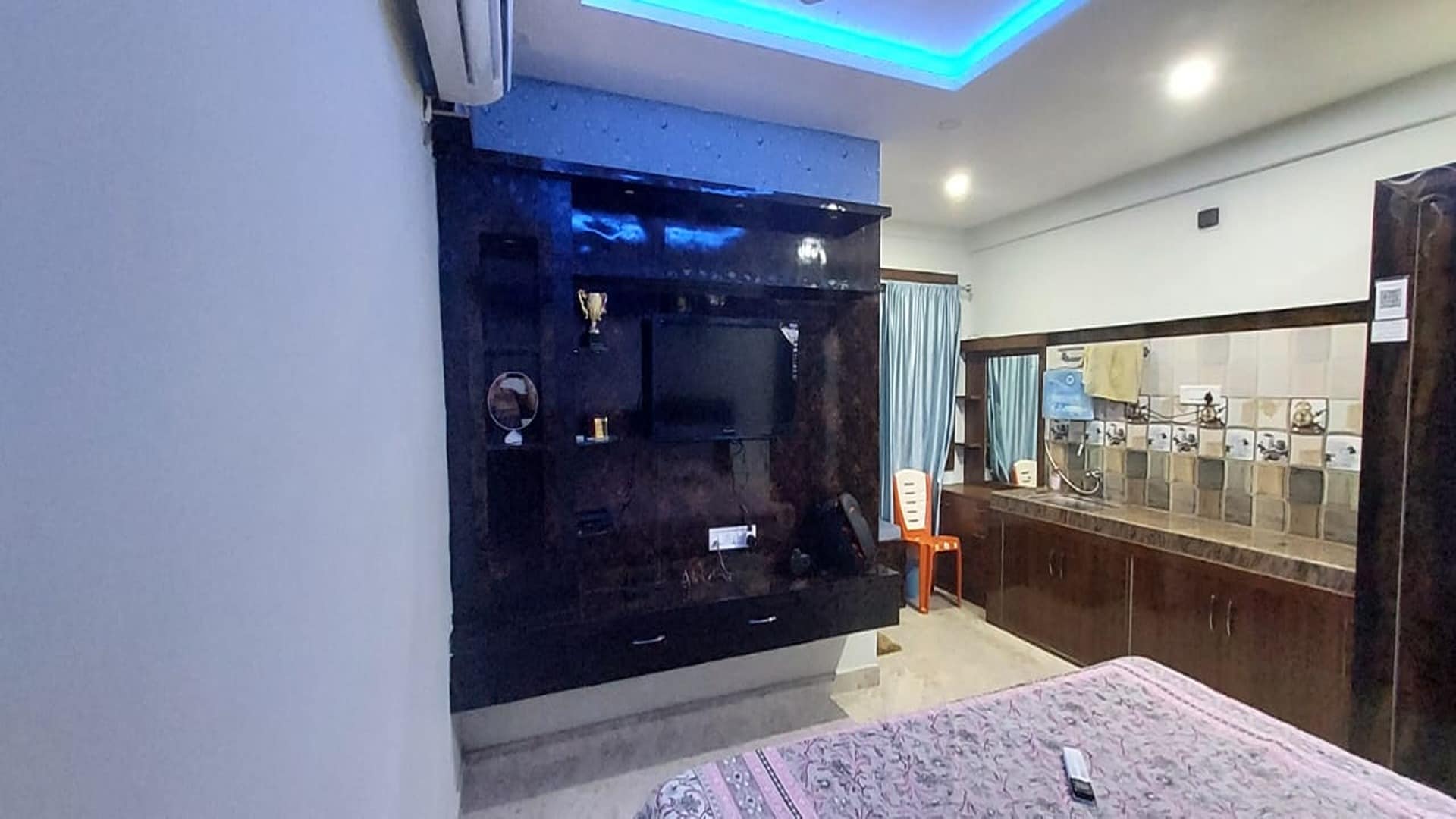 Rajarani Residency Homestay - Tap to explore photos