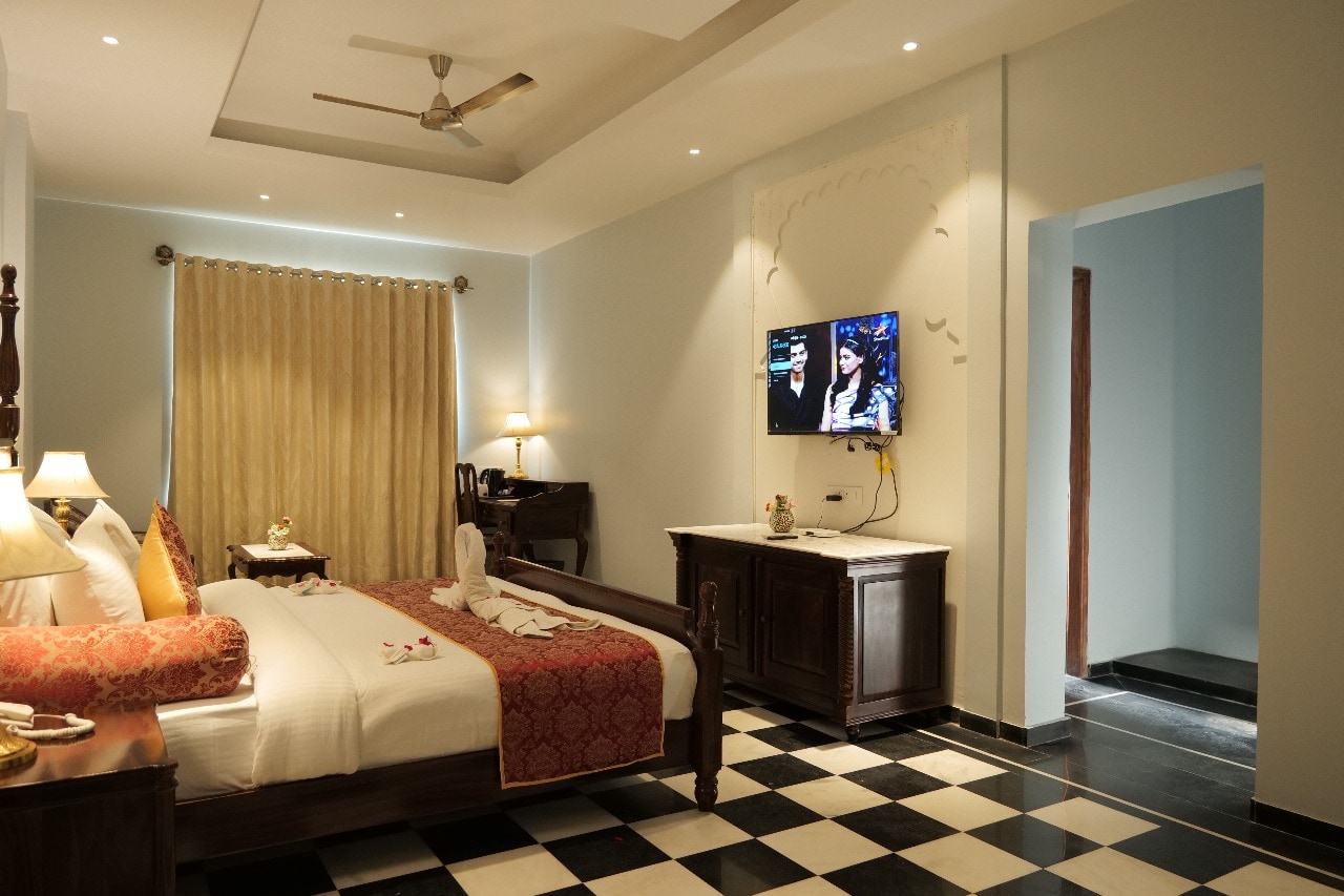 WelcomHeritage Ranthambore Mount Valley Resort - Tap to explore photos