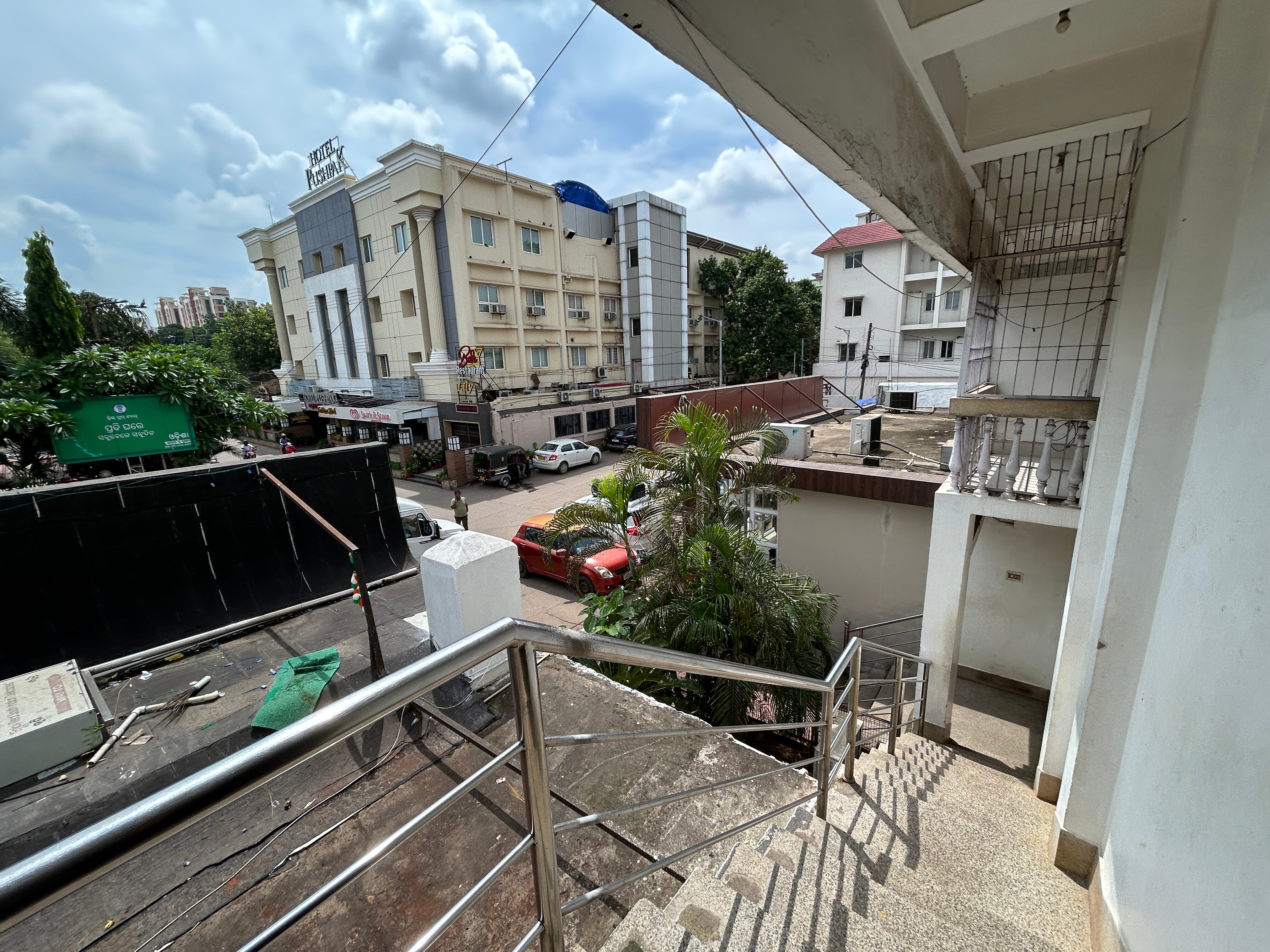 Hotel Padma - Tap to explore photos