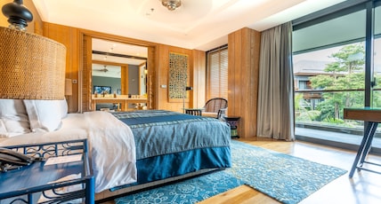 Hotel Indigo Bali Seminyak Beach Room Type - 1 King Bed Suite Garden View Hotel Indigo Bali Seminyak Beach Room Type - 1 King Bed Suite Garden View