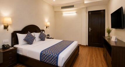 Palette Hotel by CheckIn Jaipur City Centre Room Type - Deluxe King Room