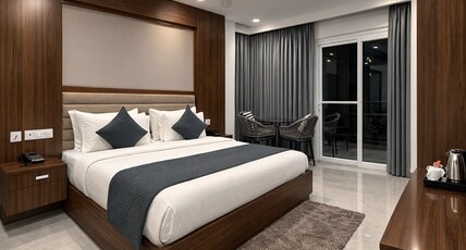 Hotel Savaya Room Type - Premium Room With Balcony