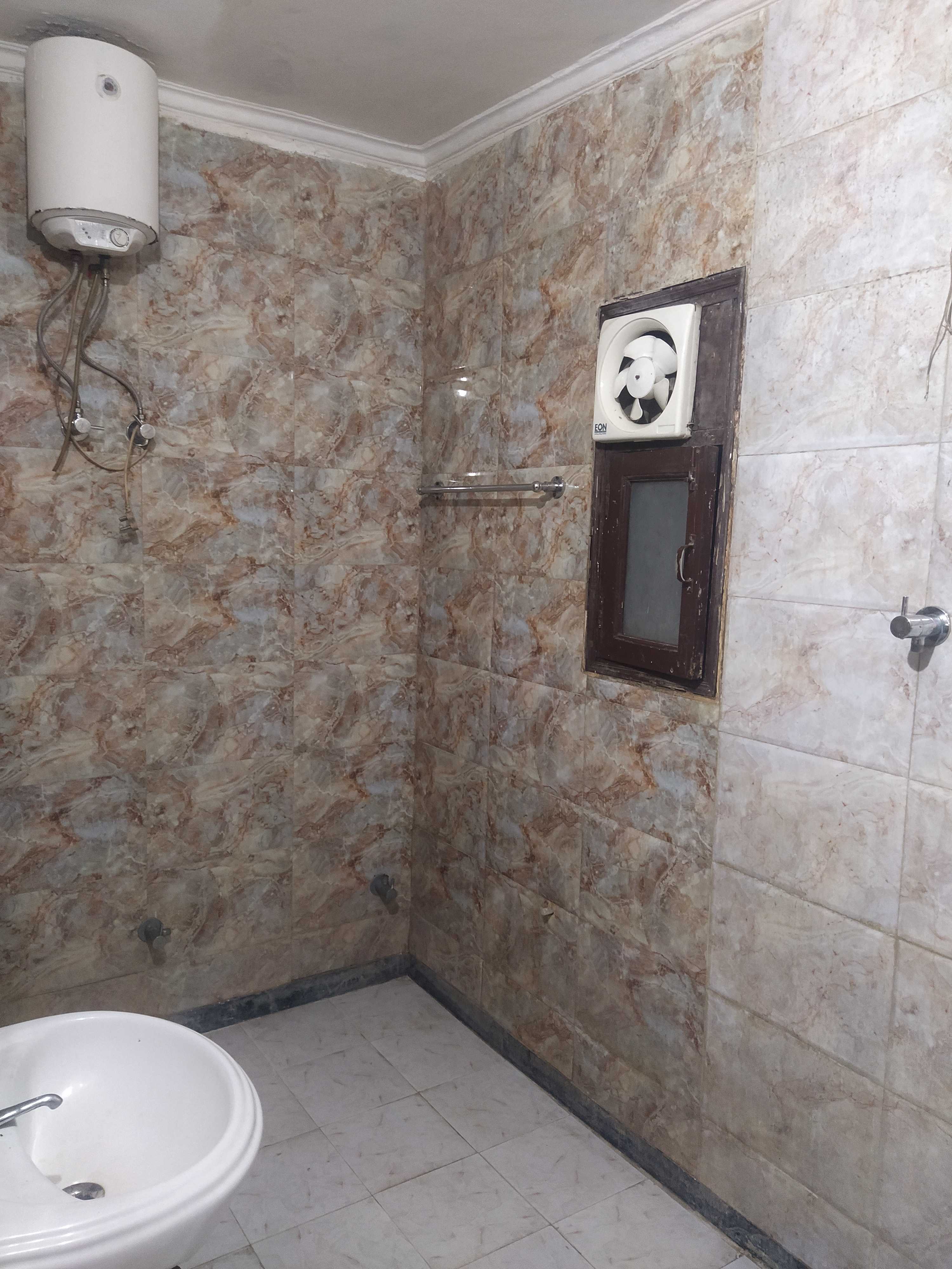 Hotel O Delite Hotel Near Leisure Valley Park - Tap to explore photos