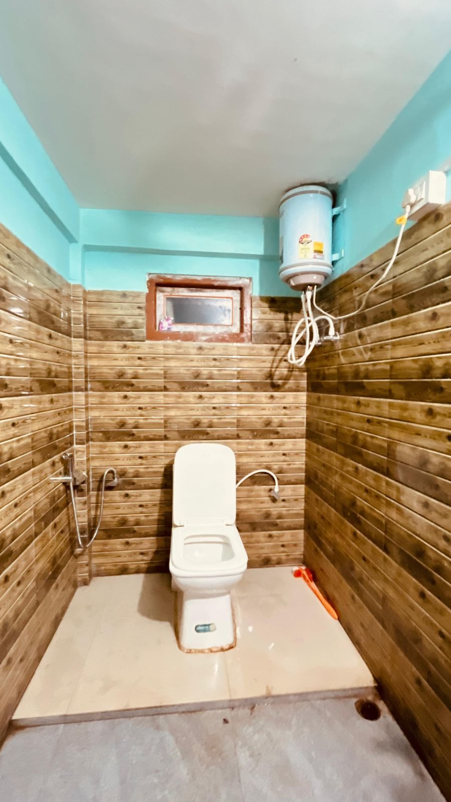 Nomads Nest Homestay - Tap to explore photos