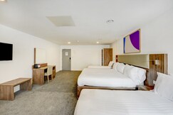 OYO Plymouth Central Hotel
