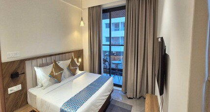 Palette Hotel Gonda Room Type - Suite with City View