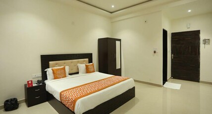 Anamsa Residency Room Type - Deluxe Room