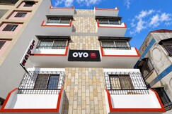 Hotel O Parinda