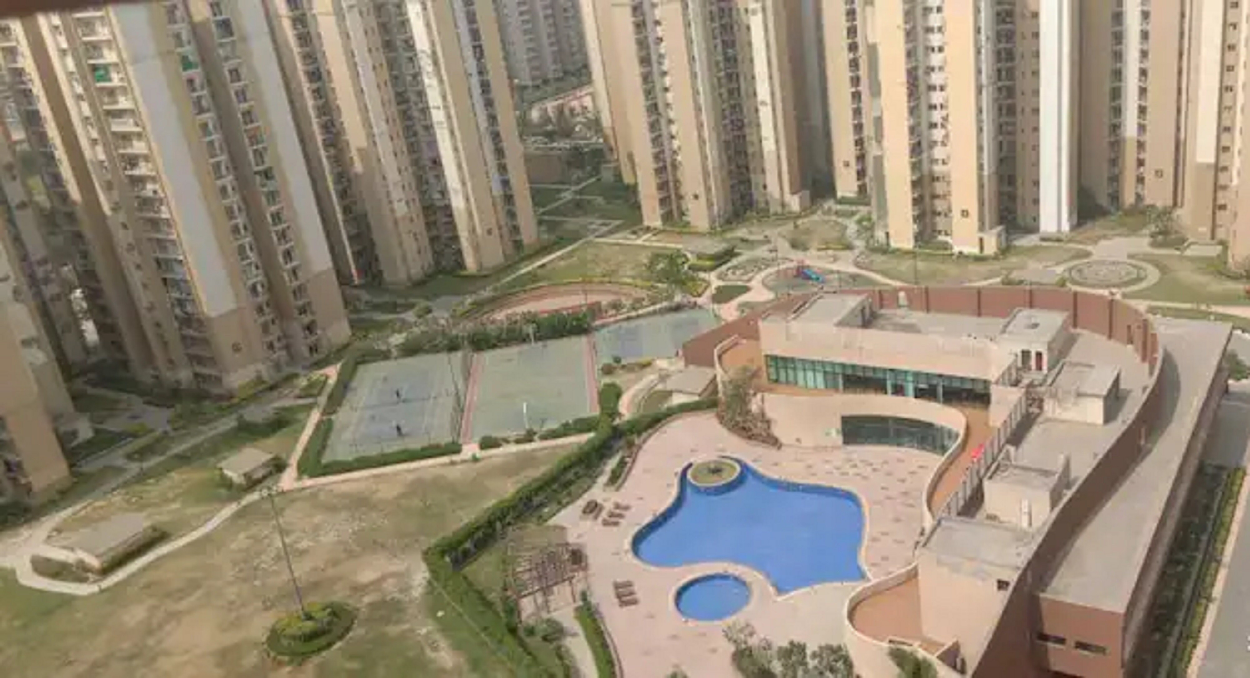 Entire Suite/Studio Near IT Hub/Expressway/Metro - Tap to explore photos