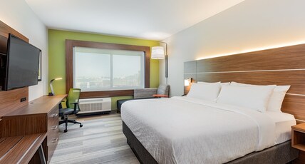 Holiday Inn Express & Suites Moreno Valley - Riverside Room Type - 1 King Bed Standard Comm Access