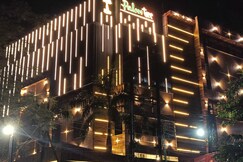 Palm Tree Hotel & Restaurant