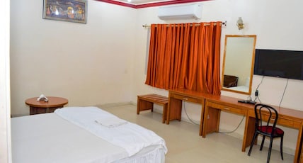 HOTEL CENTER POINT Room Type - CENTRE POINT SPECIAL HOTEL CENTER POINT Room Type - CENTRE POINT SPECIAL