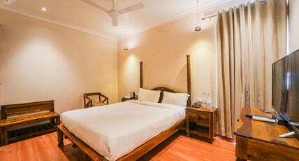 R41 Boutique Stays Room Type - Standard Room