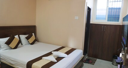 Hotel Embassy and Restaurant Room Type - Deluxe AC Room