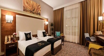 Sunday Emerald Hotel Room Type - Deluxe Room Twin