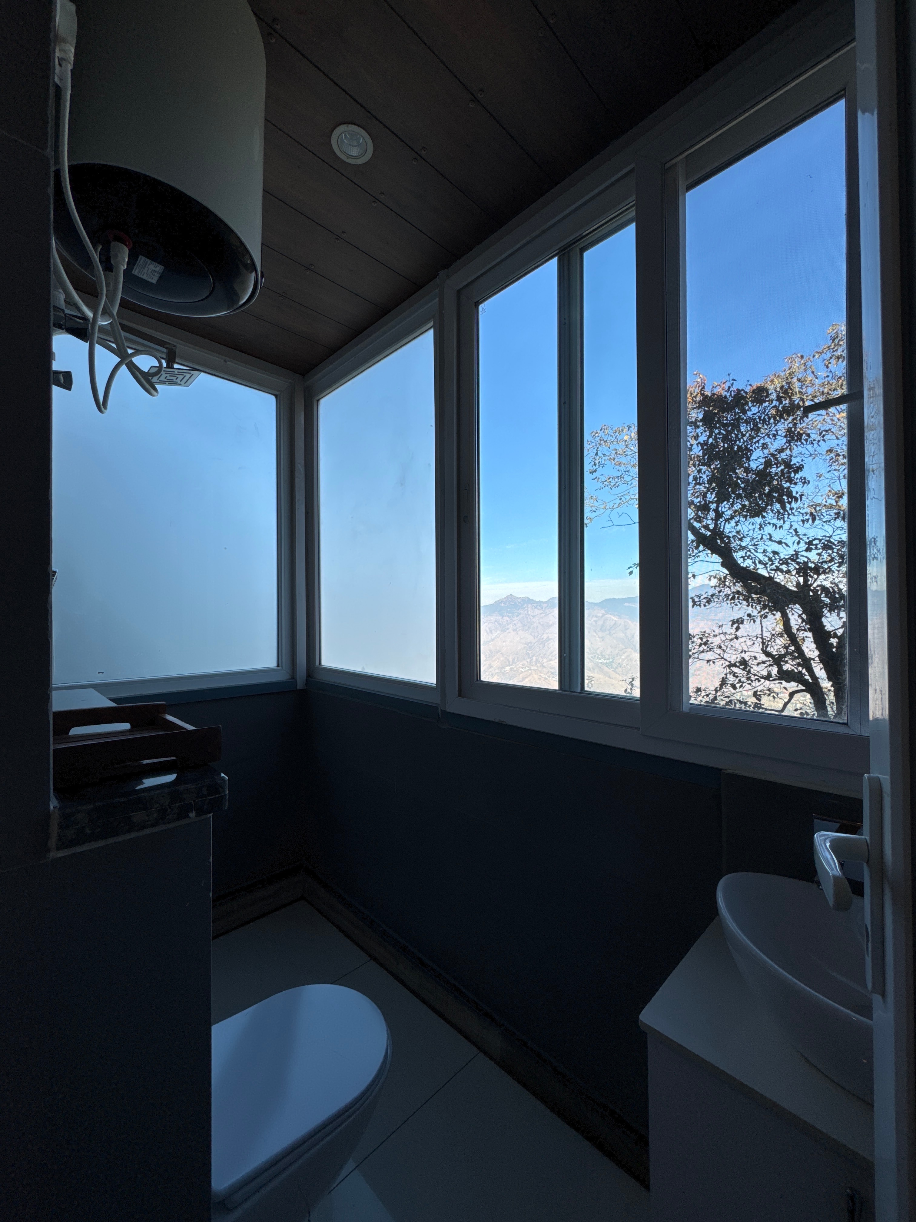 Chalet De Nature | Rooftop Sitting x WIFI - Tap to explore photos