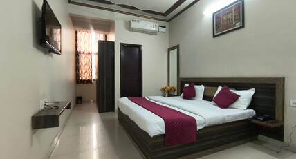 Hotel Himalaya Tower Room Type - Super Deluxe Room
