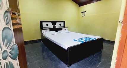 Beach Farm Stay Room Type - Twin Room
