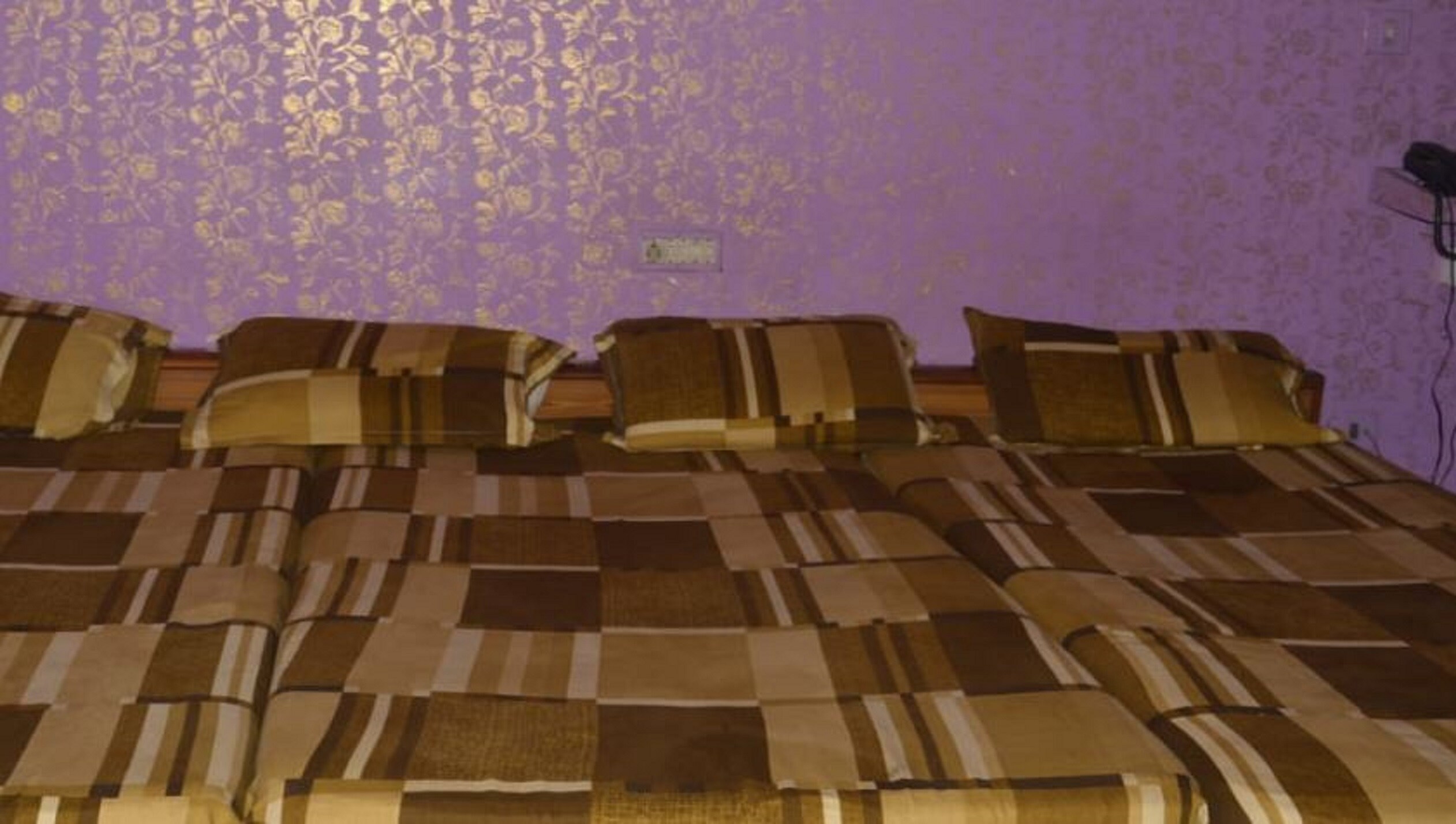 Hotel Mamta - Tap to explore photos