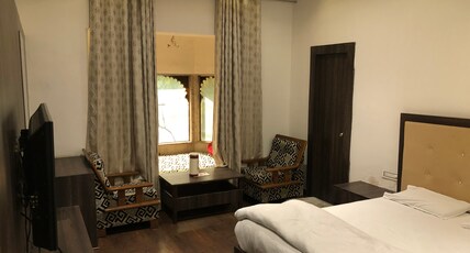 Hotel Rani Palace Room Type - Jharokha Special