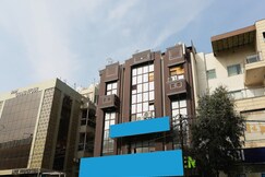 Hotel O F FIVE
