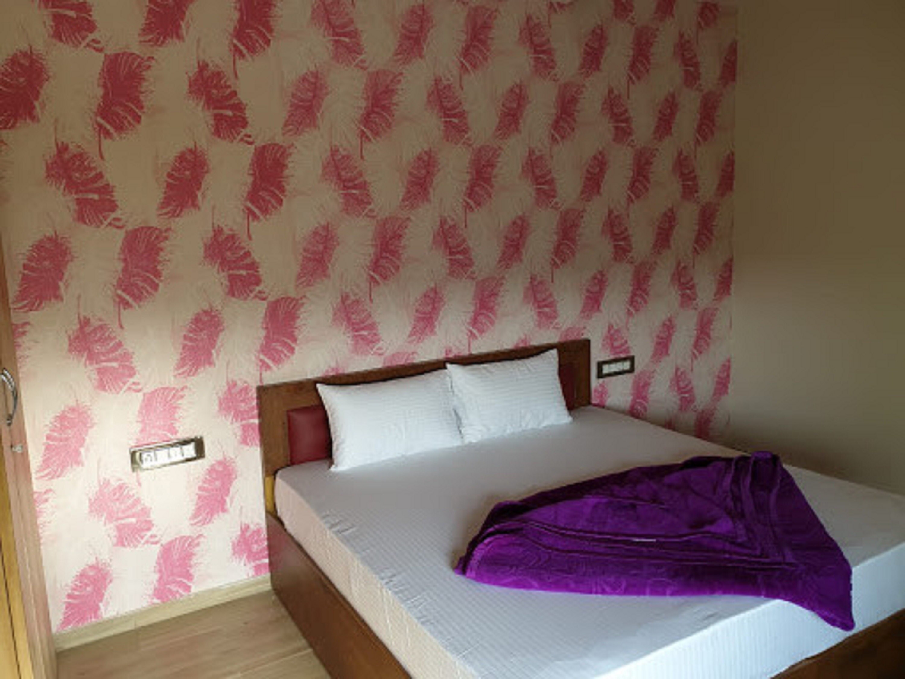 YOGIRAJ GUEST HOUSE - Tap to explore photos