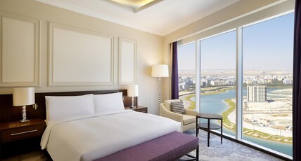 Hilton Al Khobar King Fahd Causeway Room Type - KING EXECUTIVE ROOM W VIEW