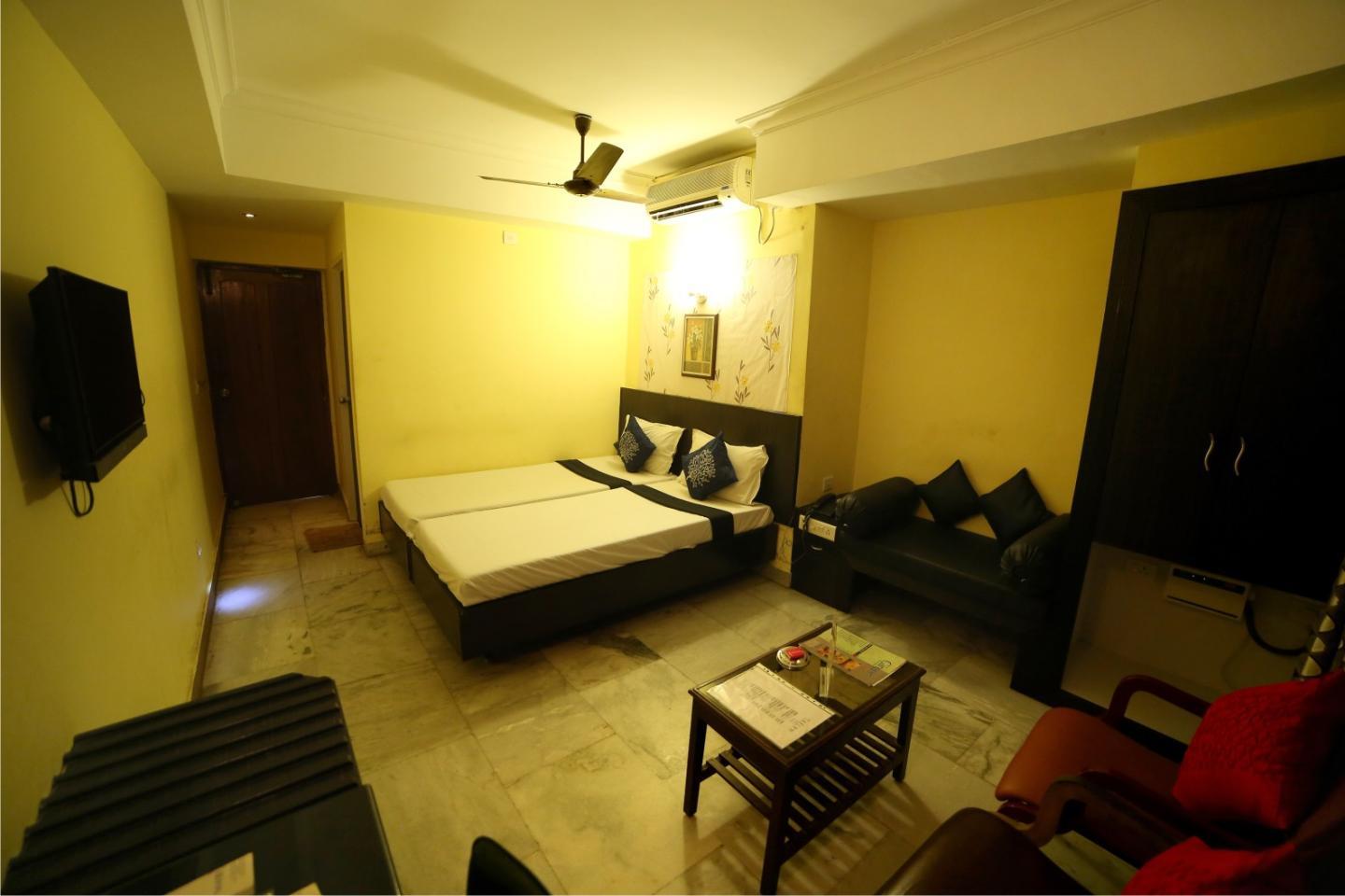 Nayagara Hotel - Tap to explore photos