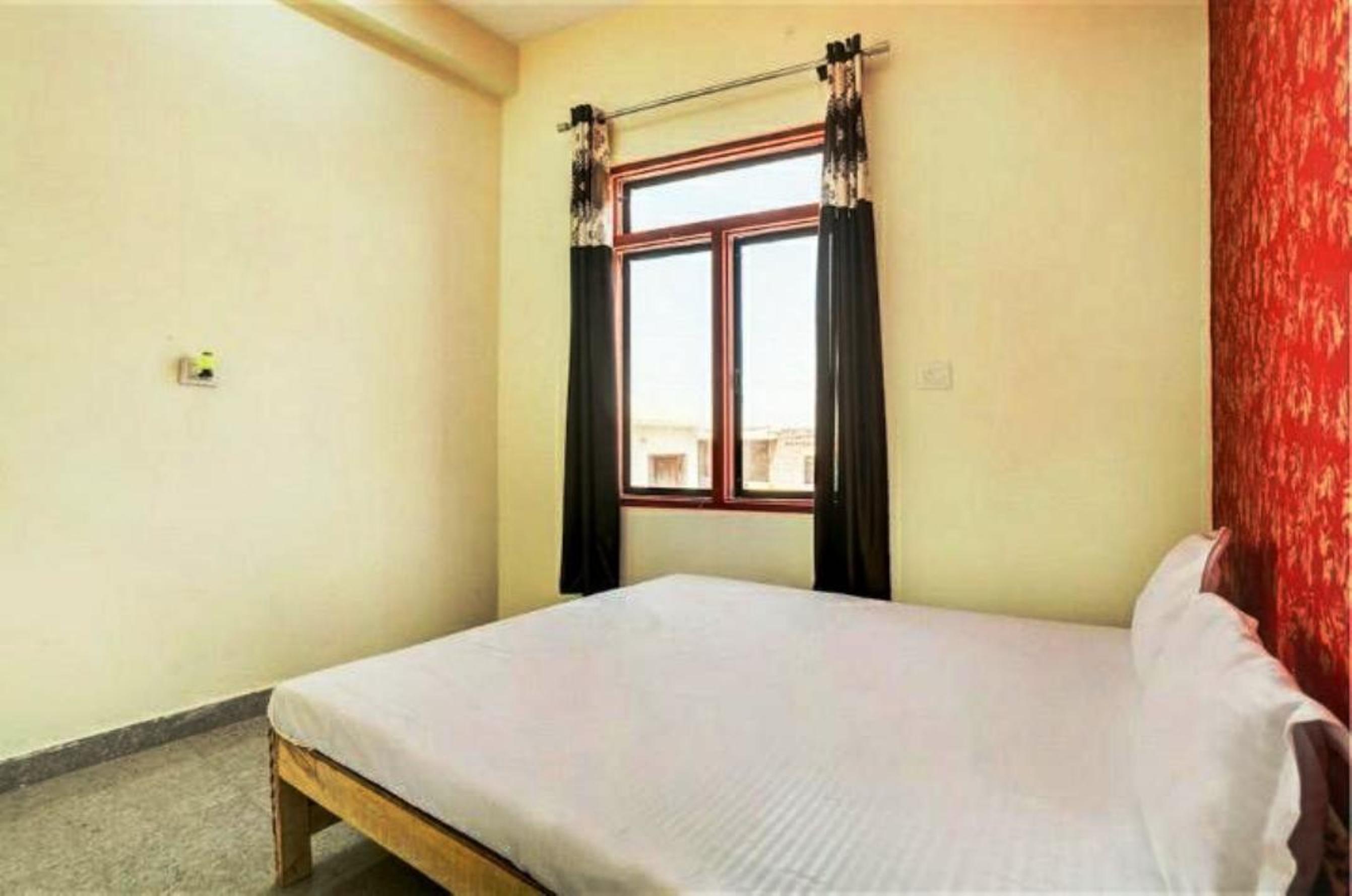 Hotel M J Agra - Tap to explore photos