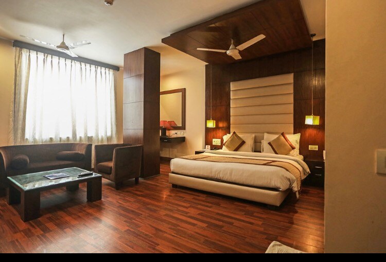 CS Boutique Hotel - Tap to explore photos