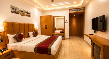 HOTEL KALAWATI PALACE Room Type - Premium Room HOTEL KALAWATI PALACE Room Type - Premium Room