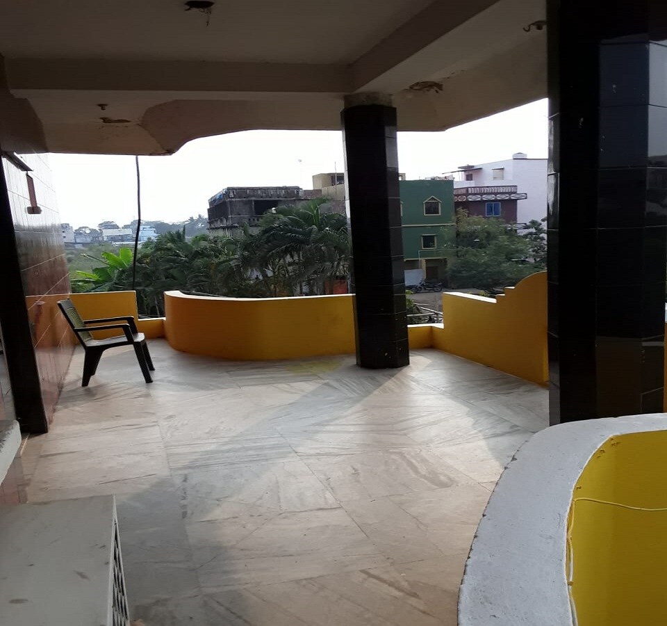 Hotel Abhinandan - Tap to explore photos