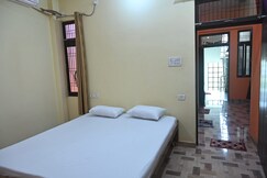 Address of Siddhi Vinayak Home Stay
