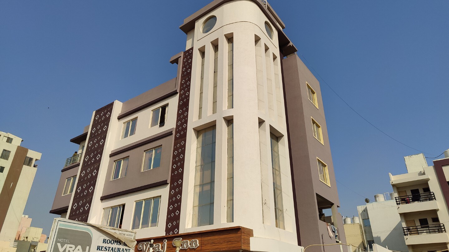 Hotel Vraj Inn - Tap to explore photos
