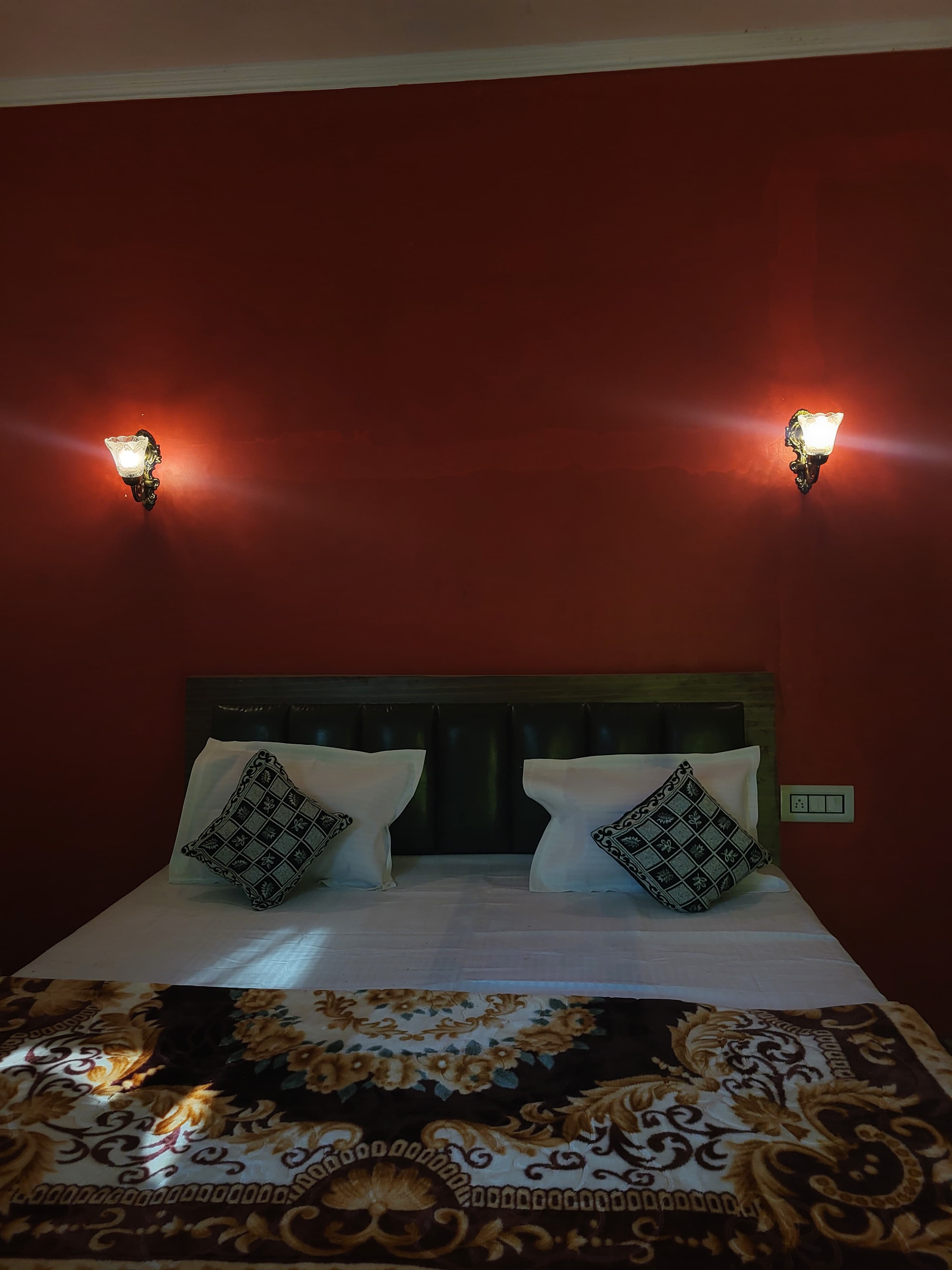ayodhya hotel narayan stay - Tap to explore photos