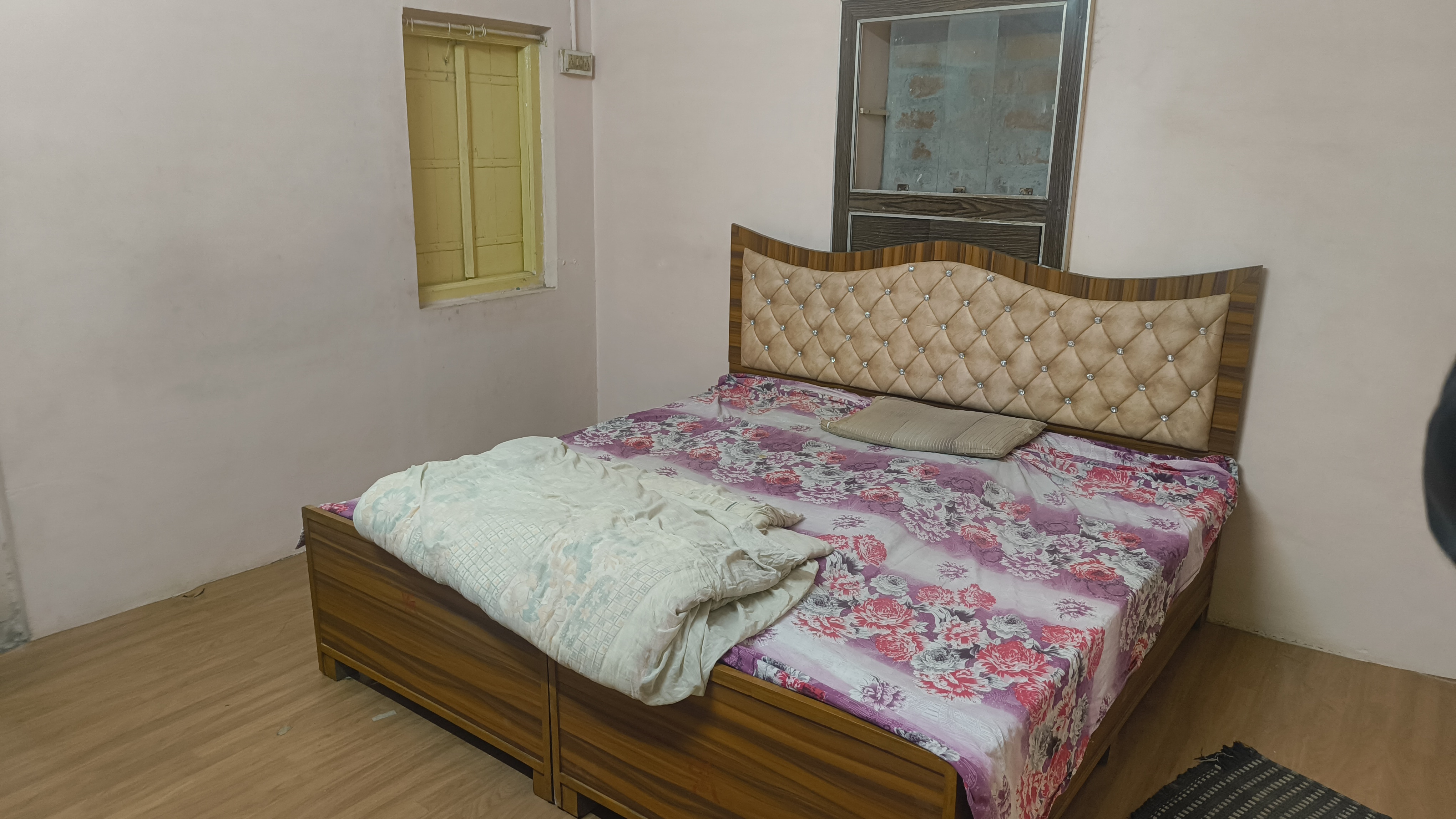 Arihant House - Tap to explore photos