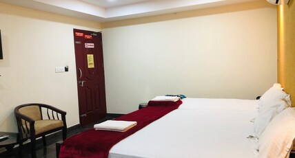 Ashoka Residency Room Type - 4 Bed Deluxe Room