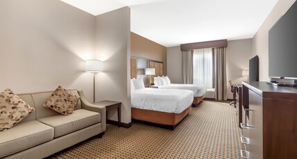 Best Western Plus Hinton Inn & Suites Room Type - Suite-2 Queen Beds, Non-Smoking, 50 Inch Led Television, Microwave, Refrigerator, Sofabed, Full Brea
