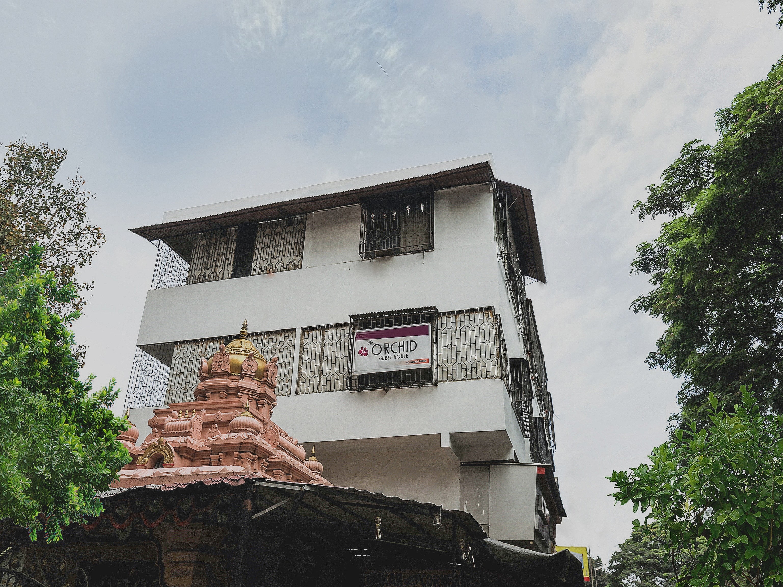 Hotel O The Orchid Guest House - Tap to explore photos