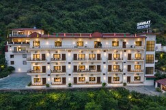 Samrat Hotel & Resort