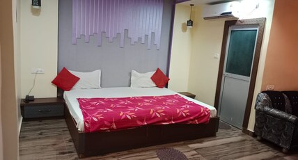 HOTEL GRAND Room Type - LUXURY ROOM
