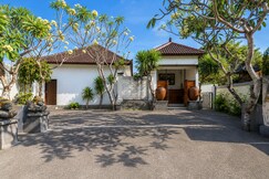 Collection O near Pantai Nusadua formerly Palm Bamboo Hotel