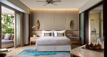 Conrad Bali Room Type - DELUXE ACCESSIBLE POOL VIEW